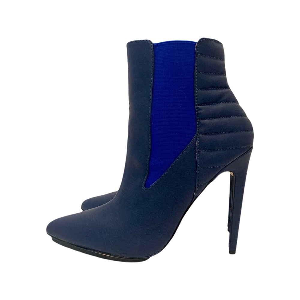 GX by Gwen Stefani Miwa Navy Ankle Booties 8.5